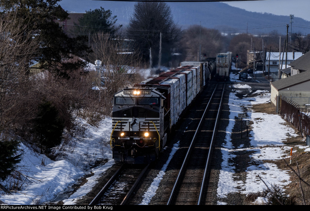 Passing trains in Emmaus